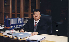 “做企业就像爬山”——访yl23411永利集团董事长李建华