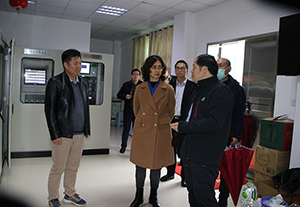 市领导吴晓晖、闫景军到yl23411永利集团调研